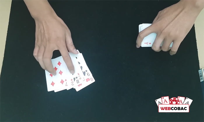 how to collect cards with Liêng