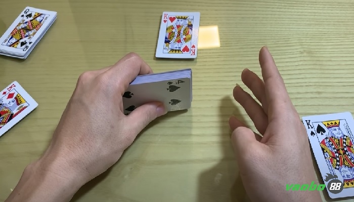 three-card flipping method